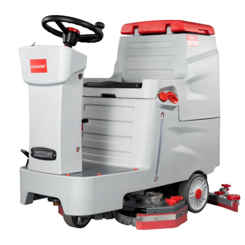 宝山坦洁驾驶式洗地机X660
